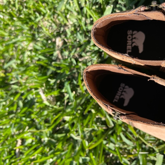 SOREL Joan of Arctic Wedge Chelsea tan Women 9.5 gently used - Picture 5 of 16